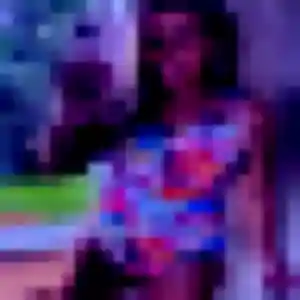 Nadia (36 ans) à Villeneuve-lès-Avignon cherche un beurette rapidement