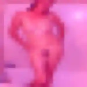 Ahlam, 32 ans, en ligne à Villenouvelle pour une rencontre coquine