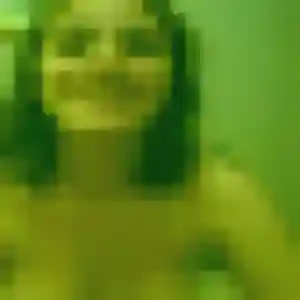 Rym, femme de 28 ans veut beurette à Villevieux