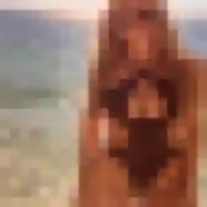 Sirine, 27 ans, connectée à Vy-lès-Lure pour une rencontre coquine