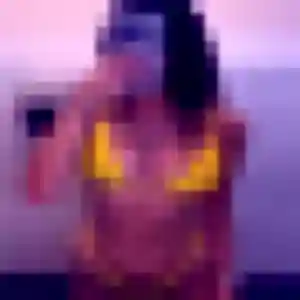 Rejoins Rania, 39 ans à Wannehain en privé