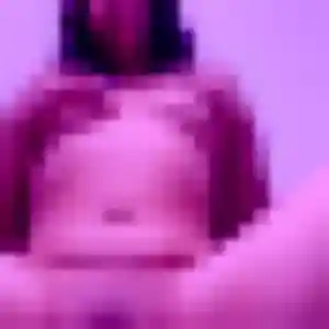 Lyna, 26 ans, en ligne à Wassy pour une rencontre coquine