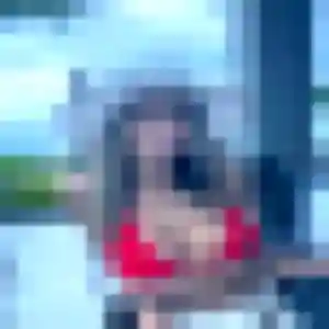 Mounia, 24 ans, connectée à Wirwignes pour une rencontre coquine