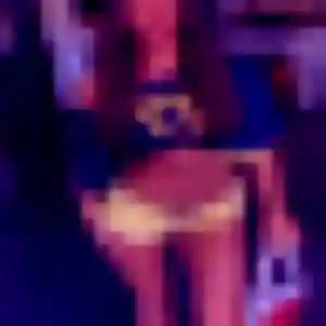 Wafa, 35 ans, disponible à Ydes pour un beurette