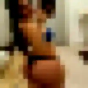 Photo privée de Chaima, 24 ans à Yébleron - plan discret