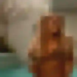 Contacte Farida, 42 ans à Yffiniac en privé