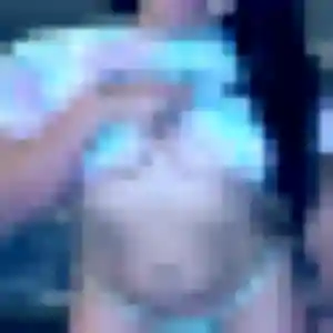 Wahiba, femme de 43 ans cherche beurette à Youx
