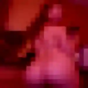 Ihsane, 37 ans, connectée à Yzernay pour un beurette