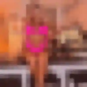 Saida, 44 ans, connectée à Zimming pour une rencontre coquine